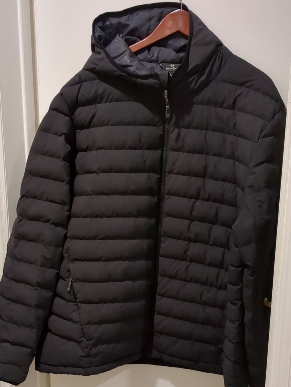 WindRiver Men's Black Quilted Hooded Puffer Jacket